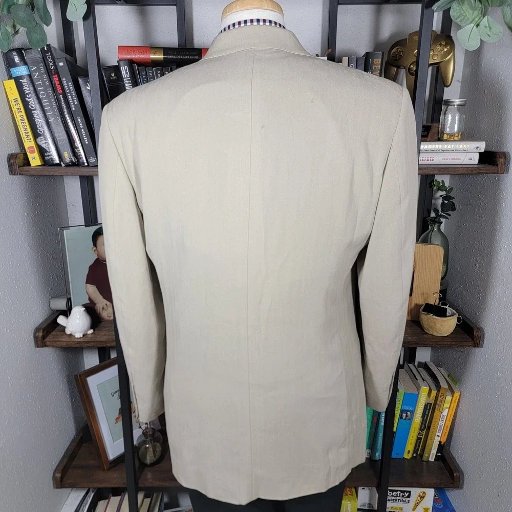 Joseph Feiss Mens Sport Coat Blazer Three Button Beige Herringbone Silk Size 40R